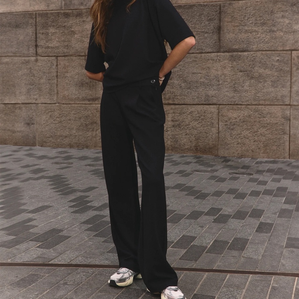 Vuori Maven Wideleg Pants
